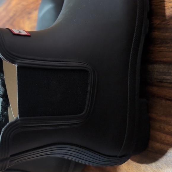 Hunter with original insulated Chelsea boots - Picture 10 of 16